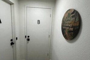 Interior - Upstairs, Studio w/King Bed, AC and heat. (Eugene)