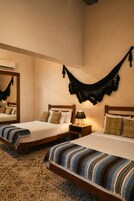 Habitación Confort | Edredones de plumas, wifi gratis, ropa de cama