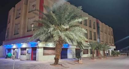 HOTEL AYANIS