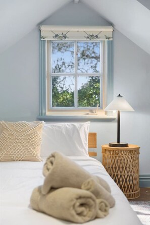 3 makuuhuonetta, Wi-Fi, vuodevaatteet, pääsy pyörätuolilla