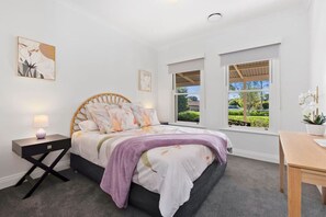 4 dormitorios, tabla de planchar con plancha, wifi y ropa de cama