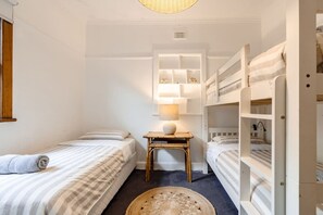 4 camere, Wi-Fi, lenzuola