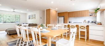 Spacious 3BR Beach House | Ocean Grove | 6 Guests