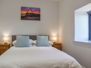 2 bedrooms, free WiFi