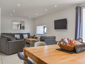 Interior - Ash Cottage - UK48267 (Whitby)