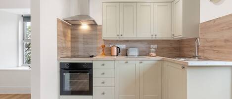 Classic House | Private kitchen | Electric kettle