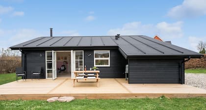 3 bedroom stunning home in Frørup