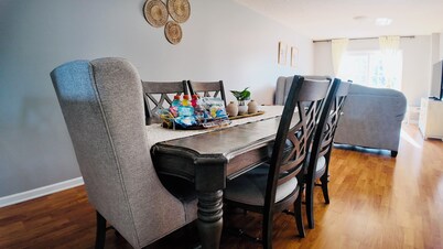 Relaxing Townhouse Escape