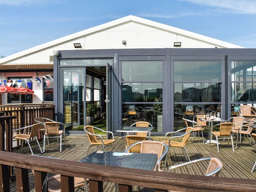 3 Schlafzimmer Unterkunft in Heysham, near Morecambe