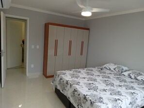 3 chambres, fer et planche à repasser, Wi-Fi gratuit, draps fournis