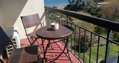 Beautiful apartment with ocean and volcano view -Balneario Pelluco