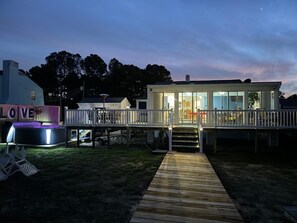 Exterior - Beachfront Hideaway - Pet Friendly, Hot Tub, EV (Lottsburg)