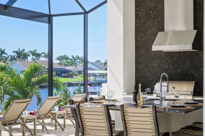 Dining - Intervillas Florida - Villa Francabella (Cape Coral)