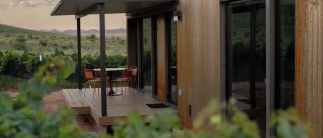 Deluxe villa, terras, uitzicht op wijngaard | Terras