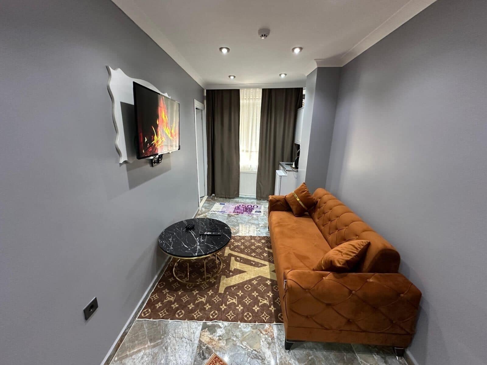 Coffres-forts dans les chambres, chambres insonorisées, Wi-Fi gratuit