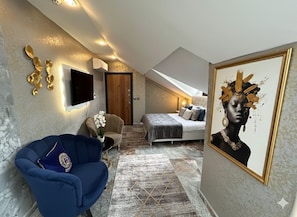 Habitación Elite, bañera | Caja fuerte, sistema de insonorización, wifi gratis