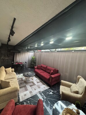 Habitación Deluxe | Caja fuerte, sistema de insonorización, wifi gratis