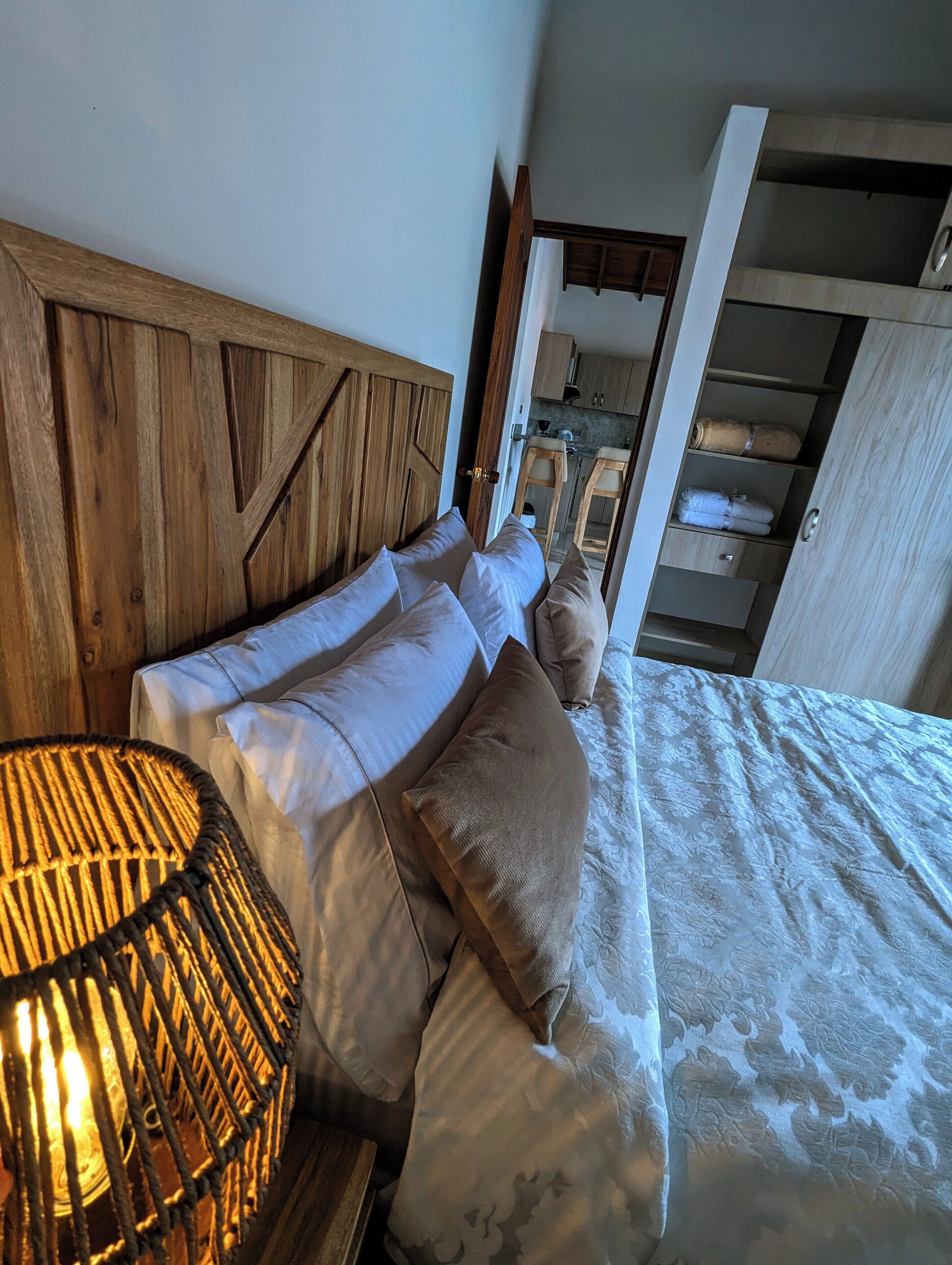 2 chambres, draps fournis