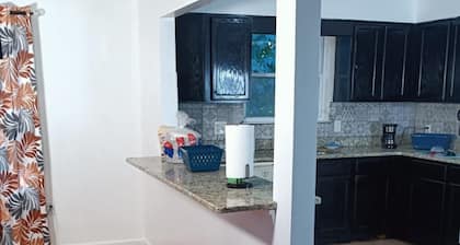 Fada Guest House 38 Yates Ave Newark NJ