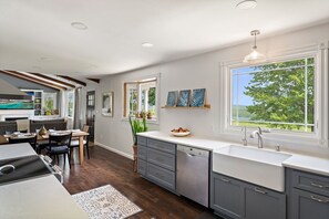 Dining - Finger Lakes Lakeview House near Wineries & Wedding Venue (Hammondsport)