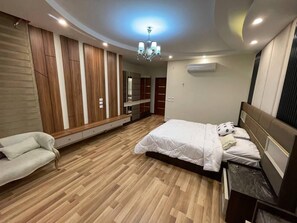 6 habitaciones, wifi y ropa de cama 