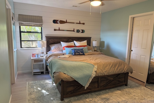 Sleep soundly in the large king bed in the master