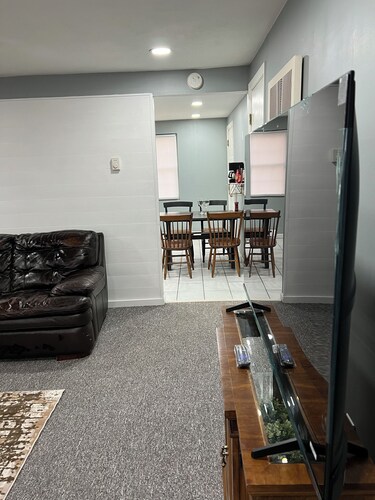 Tranquil 2-bedroom apartment with WiFi in Ledyard