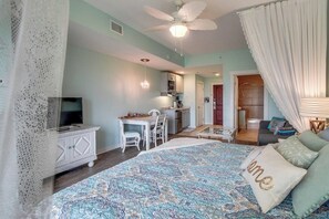 Iron/ironing board, travel cot, WiFi, bed sheets