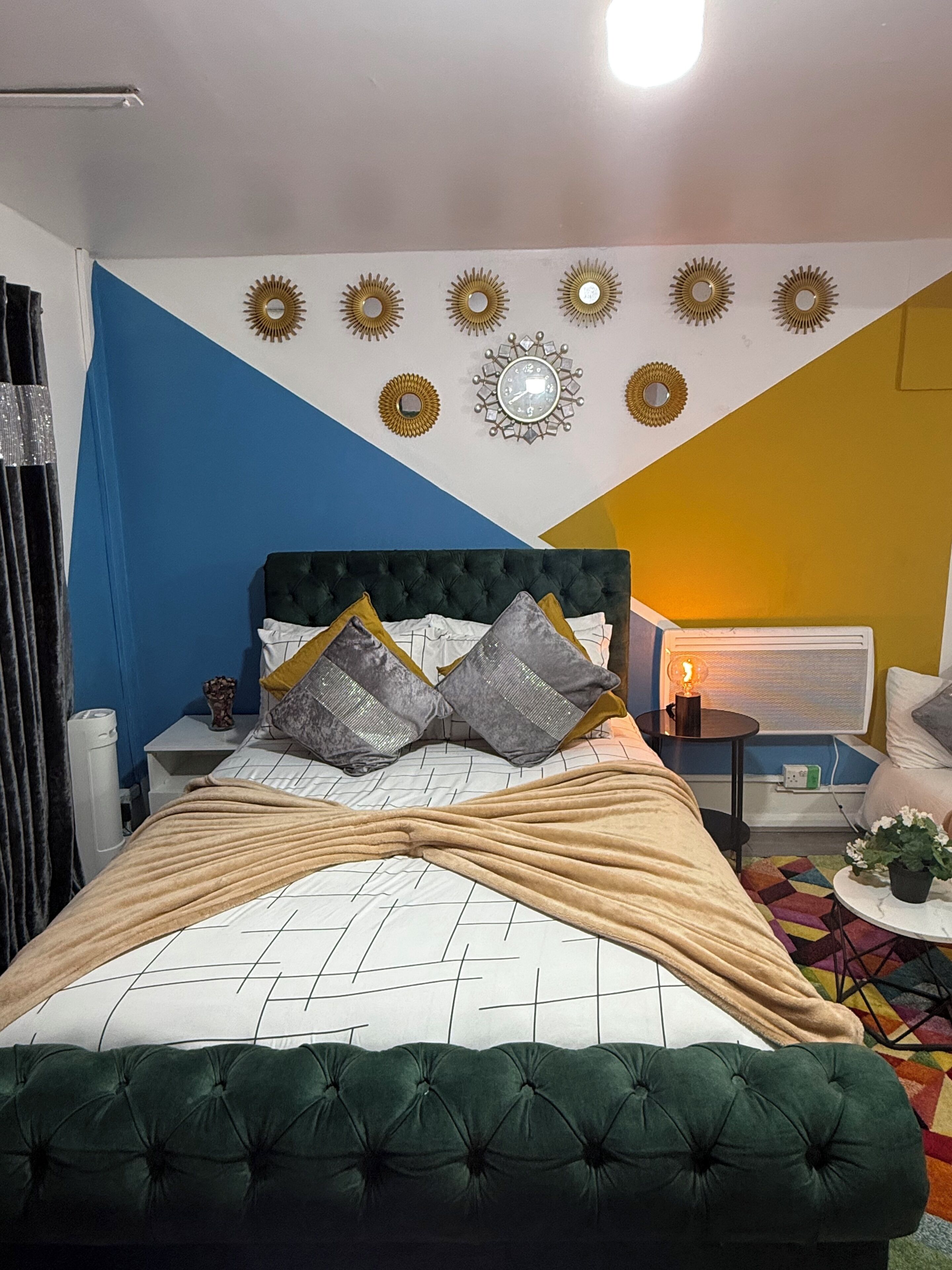 1 bedroom, in-room safe, iron/ironing board, free WiFi