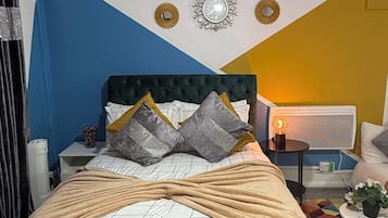 1 bedroom, in-room safe, iron/ironing board, free WiFi
