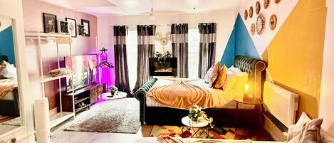 1 bedroom, iron/ironing board, free WiFi, bed sheets