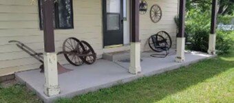 The Hen House Country Living with Farm Life Appeal Indianola, IA