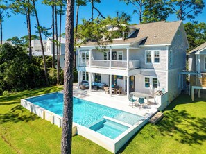 Exterior - Your Seaside Pearl Awaits at The Pearl Cove/ Gulf Views/ Coastal Dune Lake/ 6 Bikes (santa rosa beach)