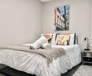 1 bedroom, WiFi, bed sheets