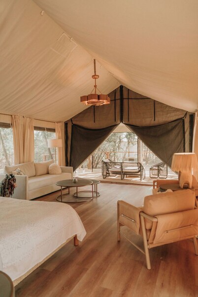 Blue Mist - Luxury Glamping Tent