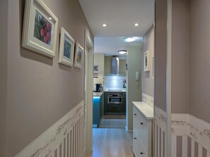 Fridge, microwave, oven, coffee/tea maker