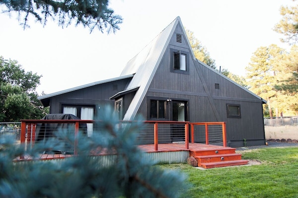 The Cutest Little A Frame in Show Low - clean, modern, newly renovated!