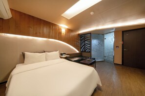 Deluxe Double Room | Soundproofing, free WiFi - Suwon Lime Hotel (Suwon)