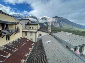 View from property - Stay in the Heart of Wallis (Leuk)