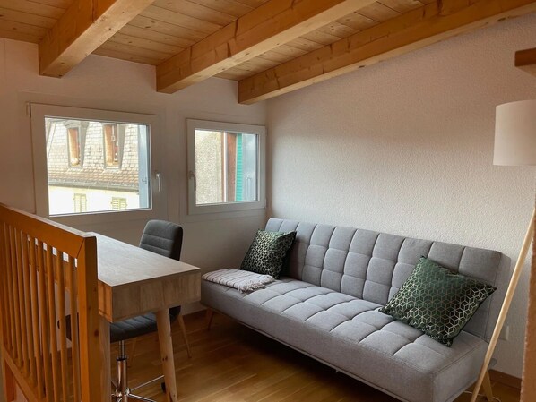Flat-screen TV - Stay in the Heart of Wallis (Leuk)
