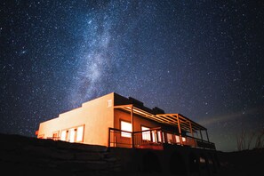 Exterior - Casa Abuelo Loco, Terlingua's Premier Vacation Rental (Terlingua)