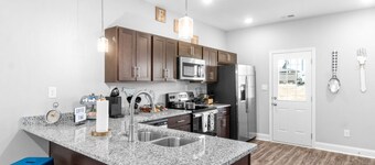 納許維爾 Ft Campbell 附近的豪華城市屋 Sapphire Oasis