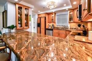 Fridge, microwave, dishwasher, coffee/tea maker - All Aboard: 2BR Oceanfront Condo with Community Pool, Tiki Hut, and Stunning Views of the Atlantic! (Marathon)