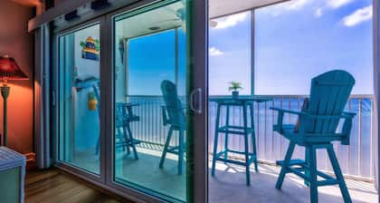 All Aboard: 2BR Oceanfront Condo with Community Pool, Tiki Hut, and Stunning Views of the Atlantic!