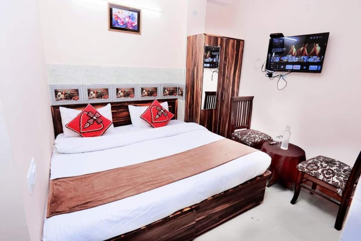 Family Room | Free WiFi, bed sheets