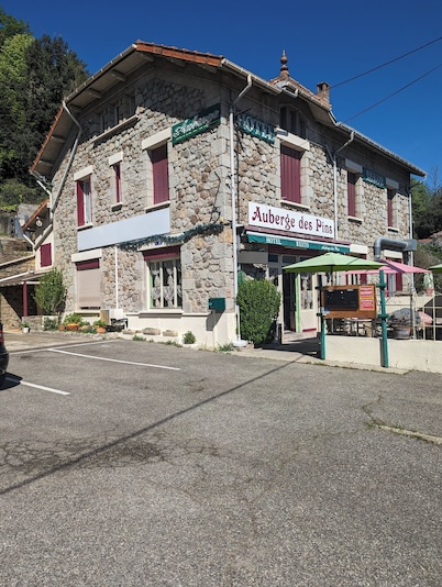AUBERGE DES PINS