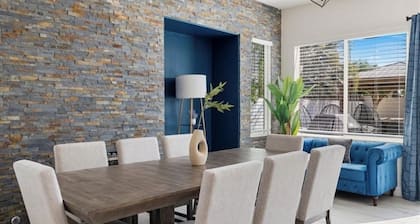 Desert Dream: Large Pool. Getaway