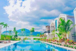 Front of property - SAMOT KHSACH RESORT ll (Kampot)