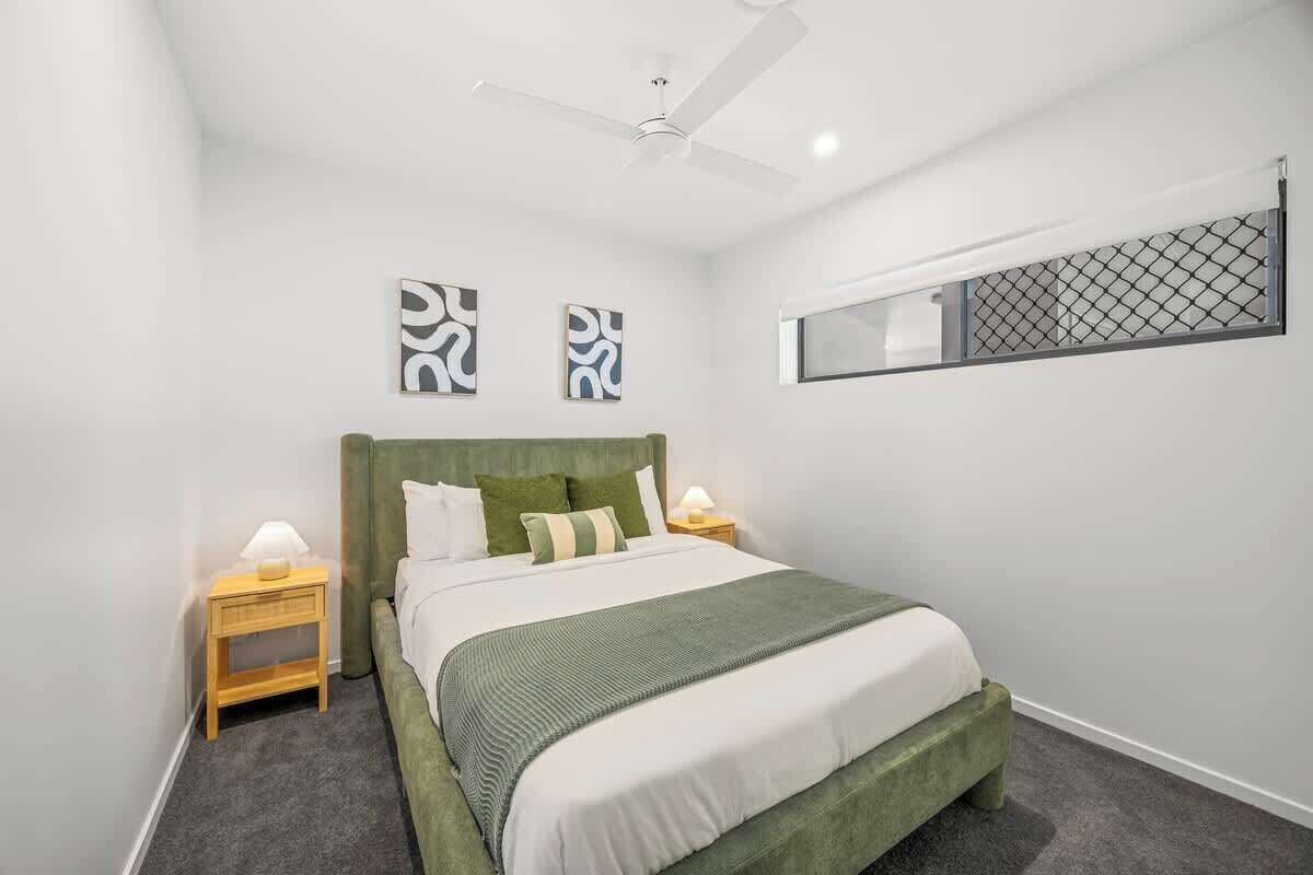 3 bedrooms, iron/ironing board, travel cot, free WiFi