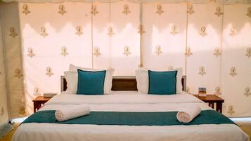9 habitaciones y ropa de cama